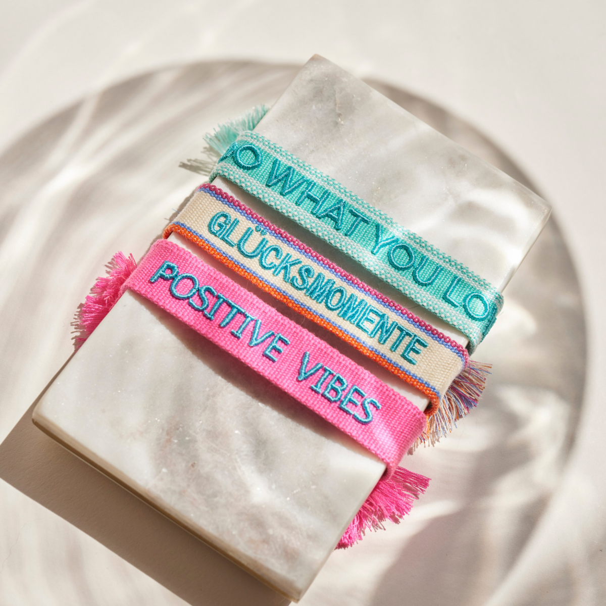 Positive Vibes Statement Armband
