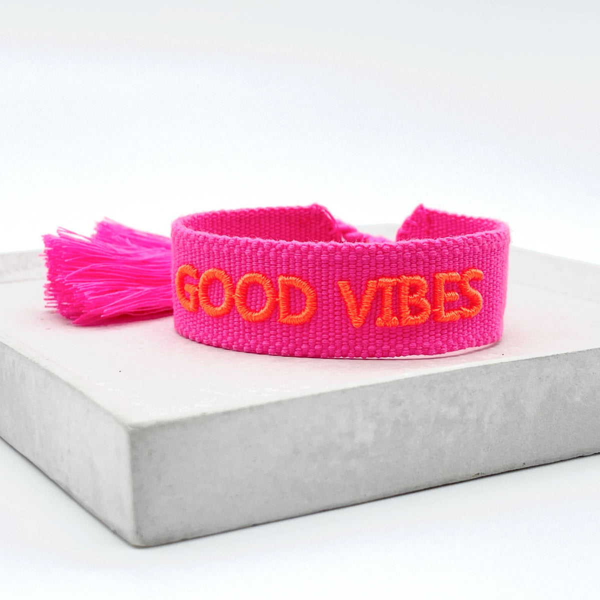 GOOD VIBES statement bracelet woven, embroidered