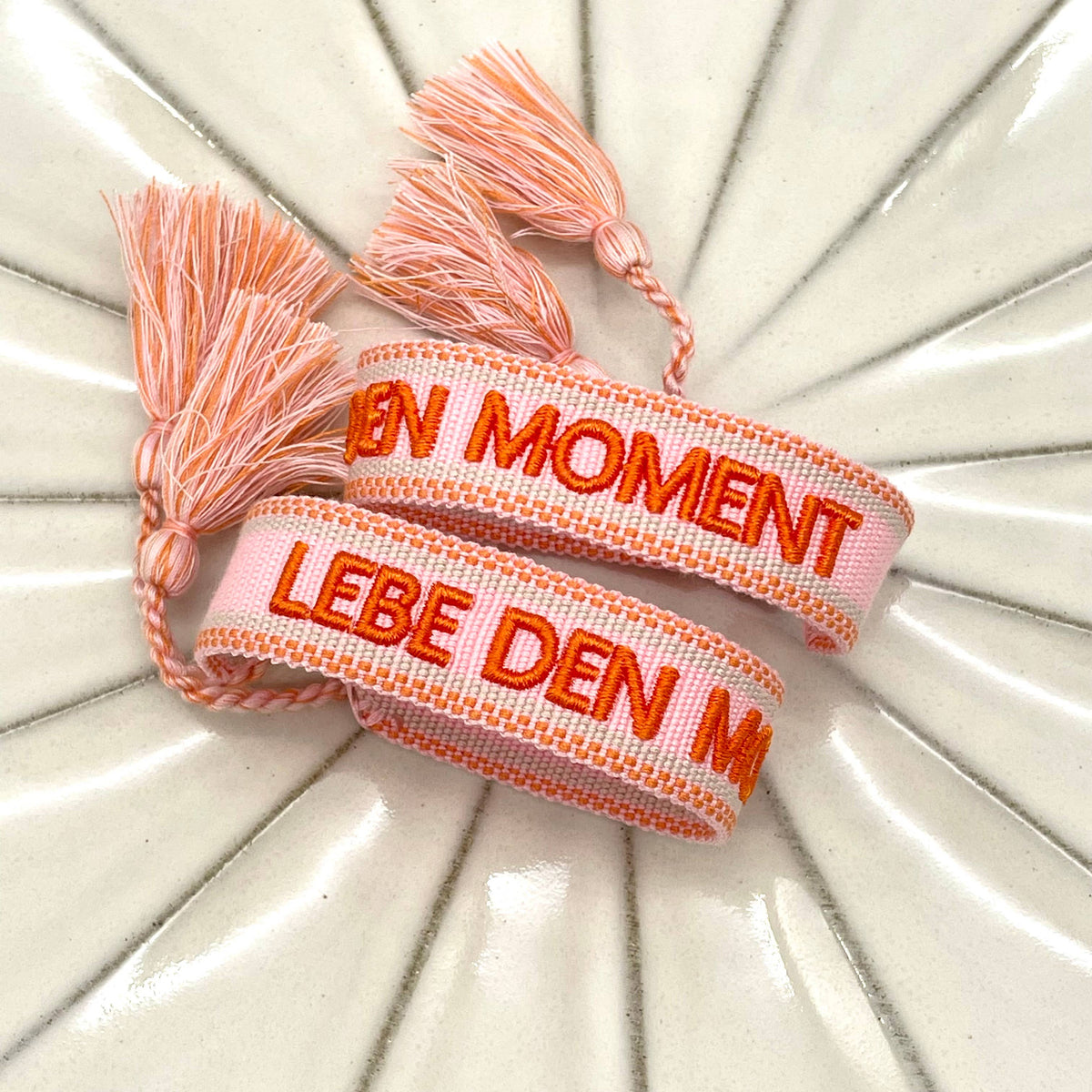 LIVE THE MOMENT Woven, embroidered statement bracelet