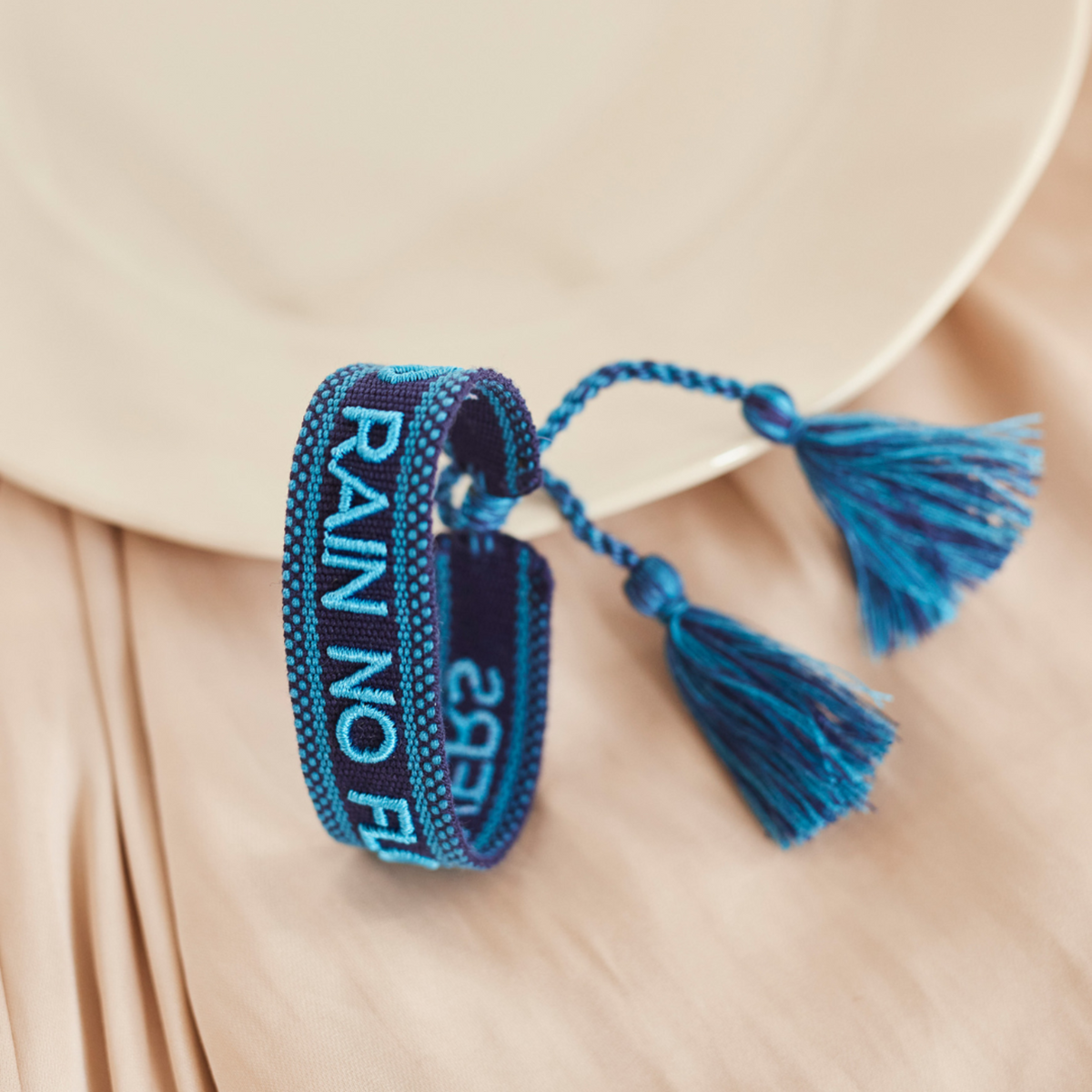 No rain no flowers Statement Armband
