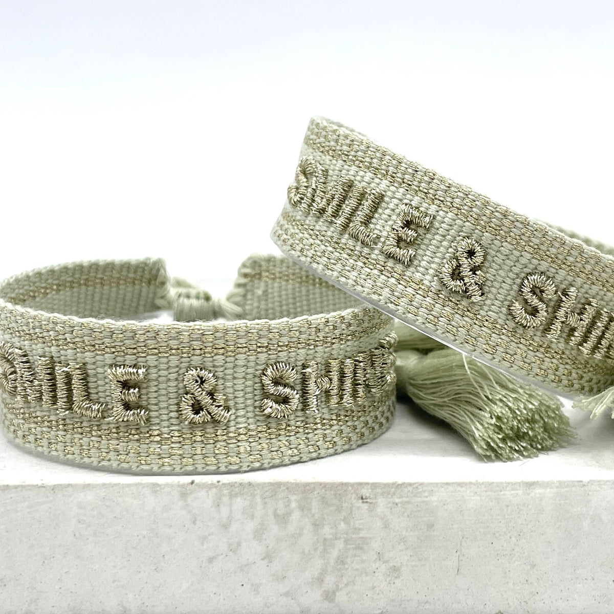 SMILE & SHINE statement bracelet woven, embroidered
