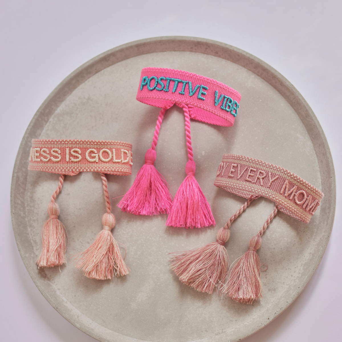 Positive Vibes Statement Armband