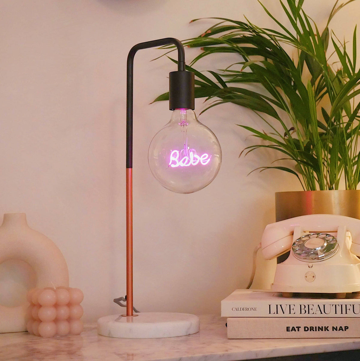 LED-Textglühlampen im Screw Up-Stil