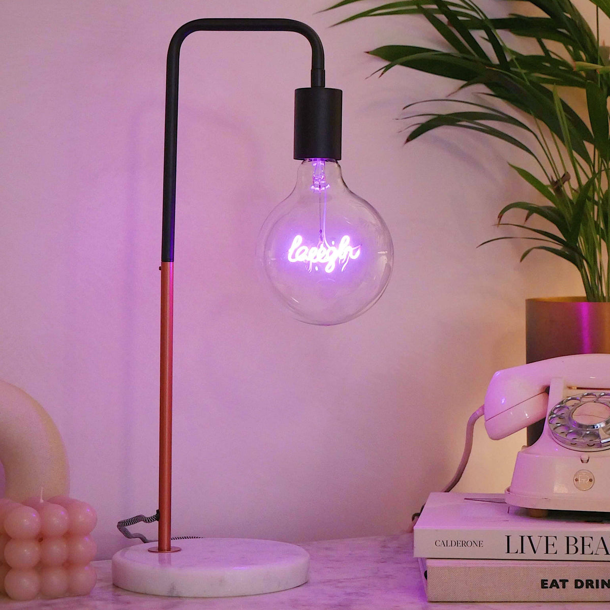 LED-Textglühlampen im Screw Up-Stil