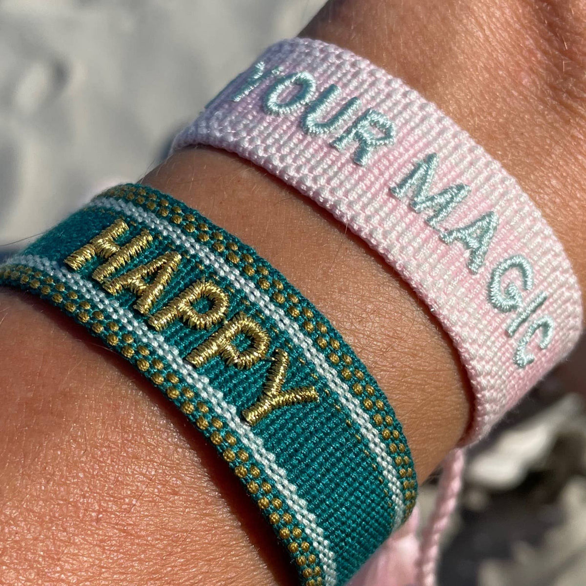 Statement Armband - HAPPY