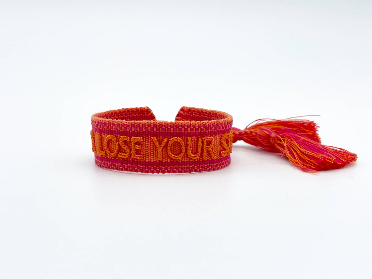 NEVER LOSE YOUR SPARKLE statement bracelet woven, embroidered