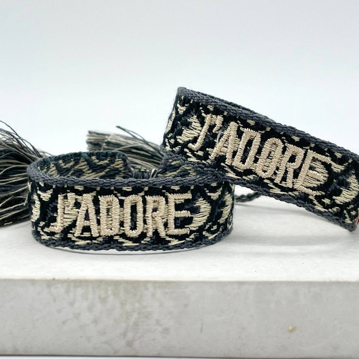 J&#39;ADORE - Statement Armband gewebt, bestickt