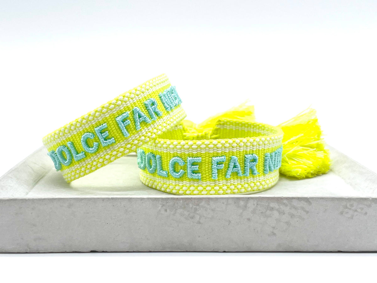 IL DOLCE FAR NIENTE statement bracelet woven, embroidered