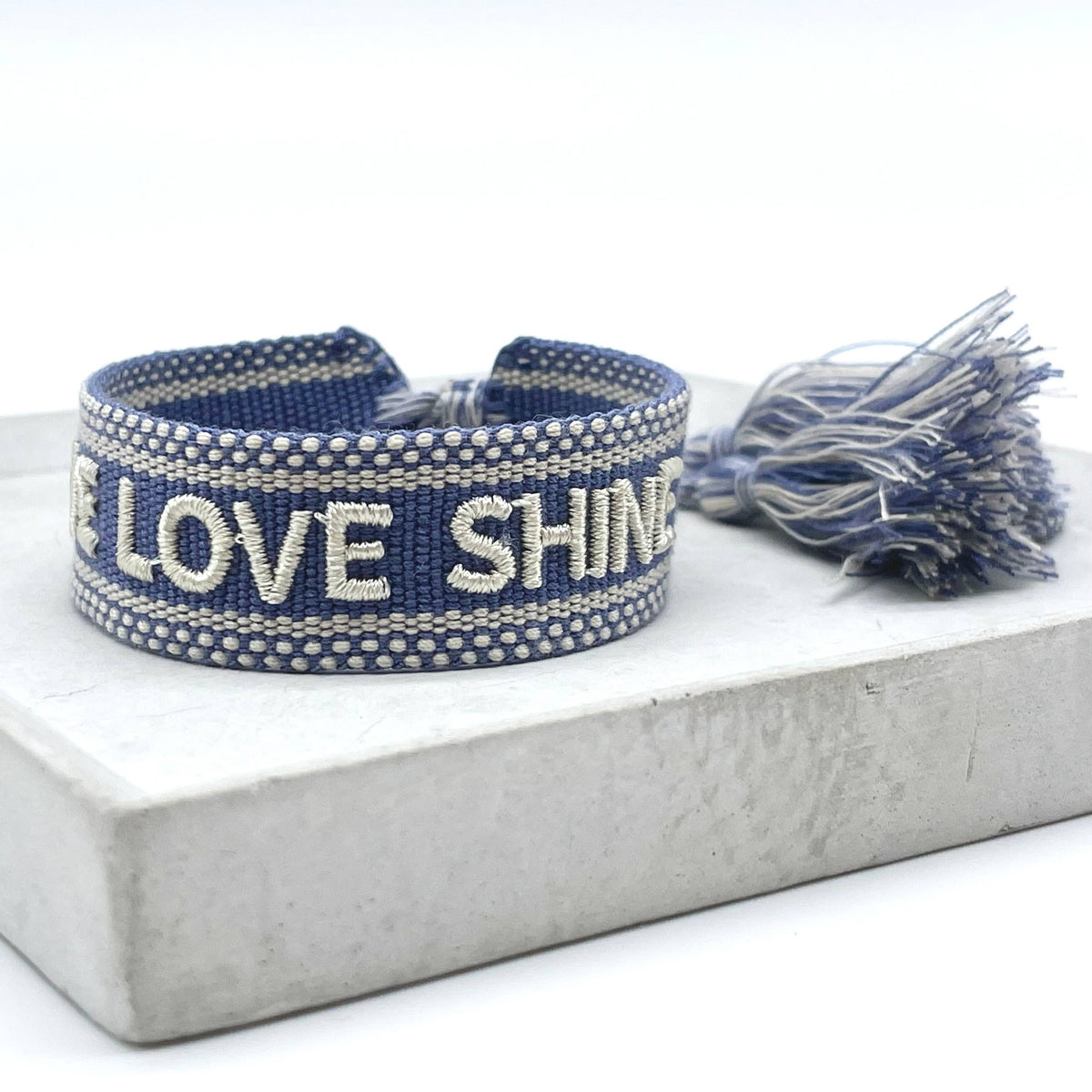 LIVE LOVE SHINE statement bracelet woven, embroidered