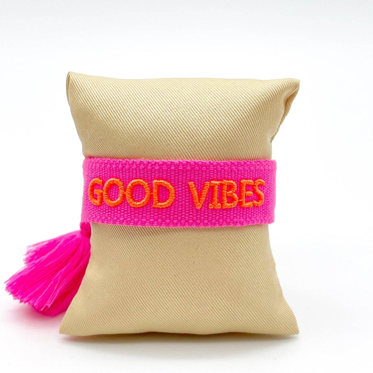 GOOD VIBES statement bracelet woven, embroidered
